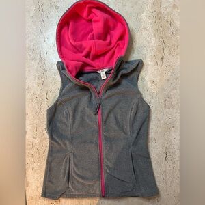 Bass Full Zip Gray and Pink Fleece Hooded Vest Size XS